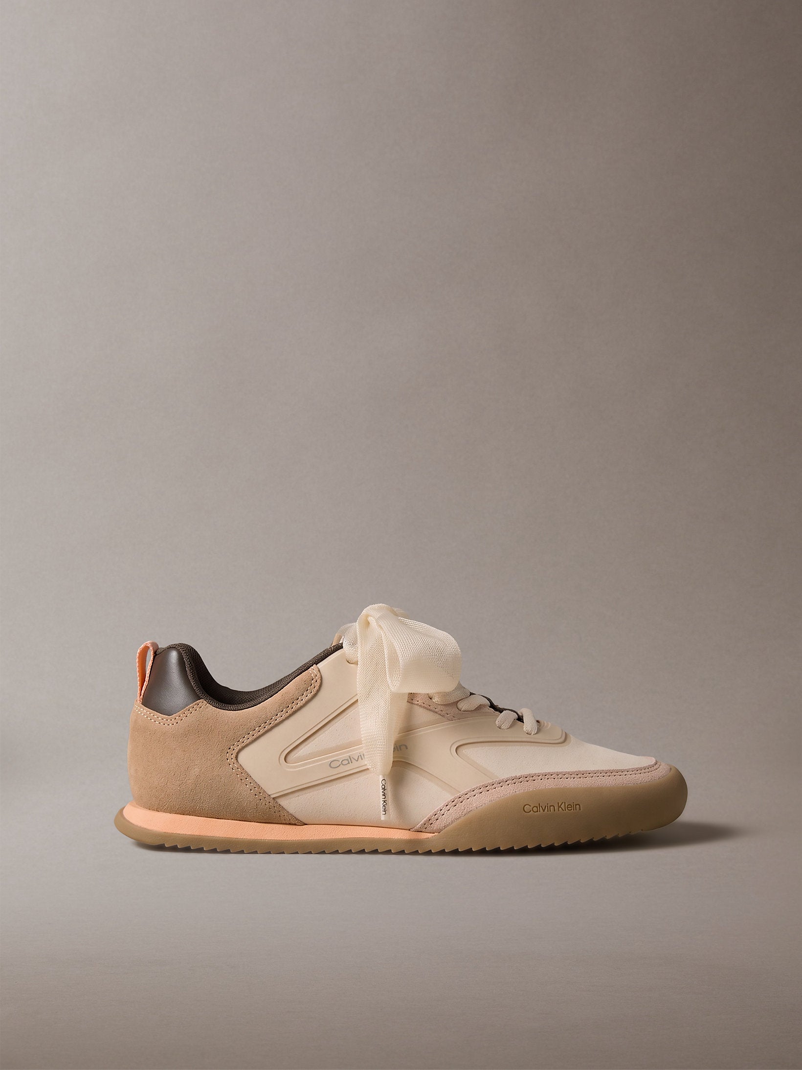 حذاء كالفين كلاين Low Pro Run Lu Sue Jelly Laces