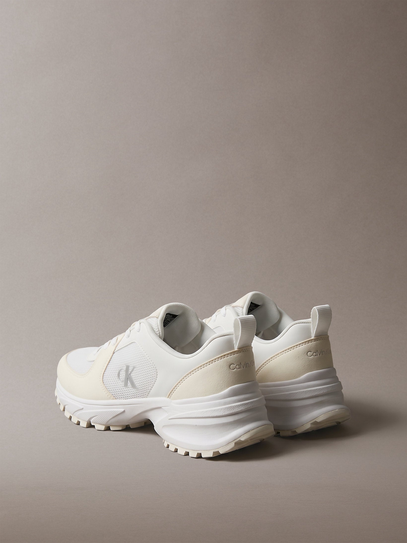 حذاء كالفين كلاين Hike Runner Lace Up Su Mesh Wmn