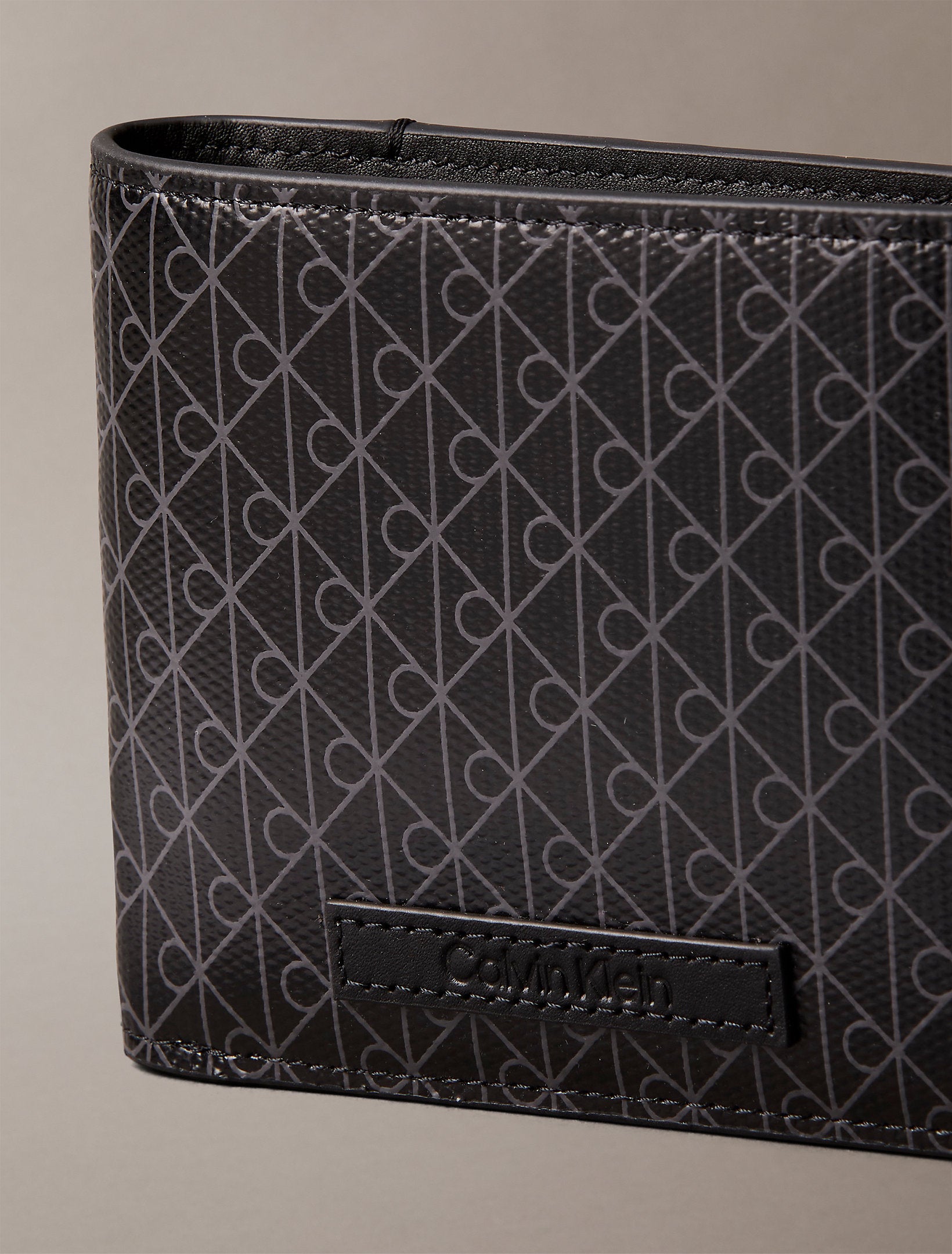محفظة كالفين كلاين Emblem Aop Coated Billfold W Co