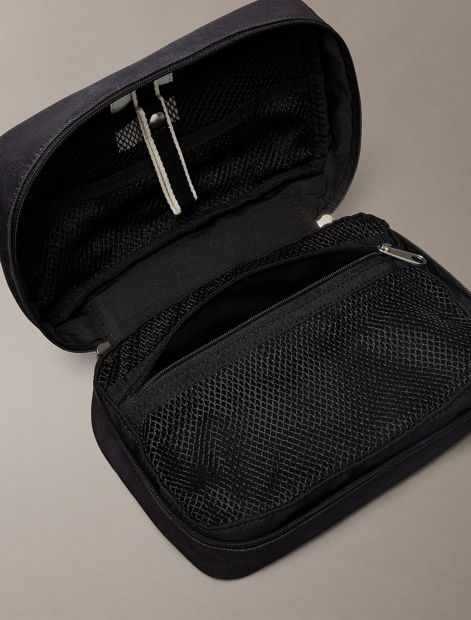 Calvin Klein Graphic Washbag Bag