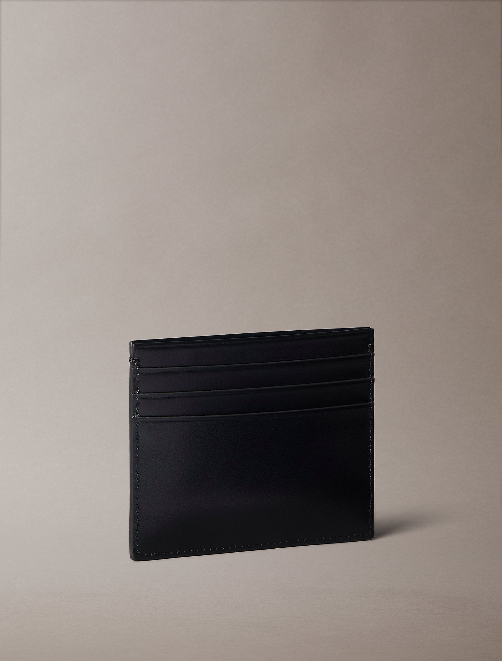 محفظة كالفين كلاين Graphic Cardholder