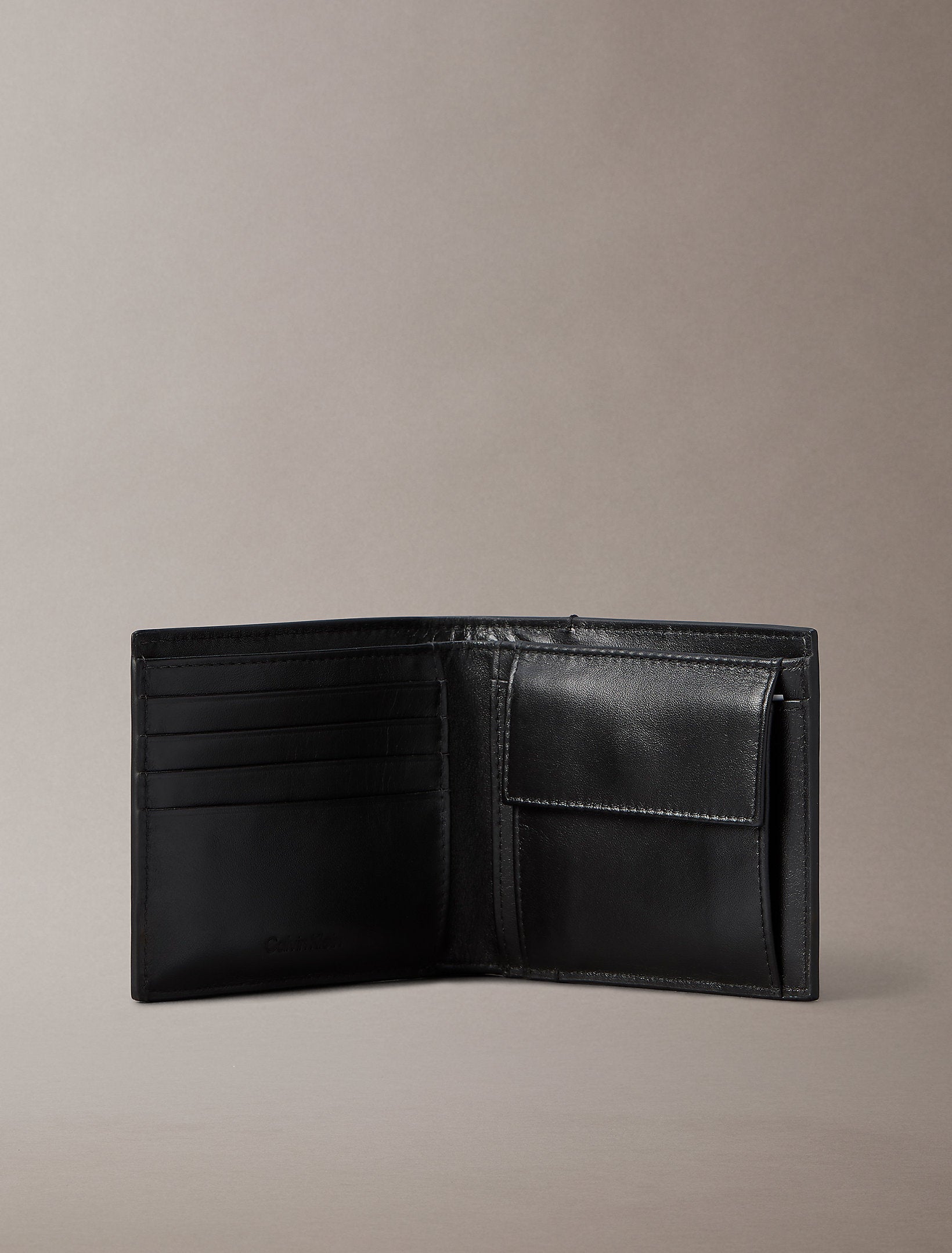 حقيبة كالفين كلاين Raised Billfold W Coin Key Fo