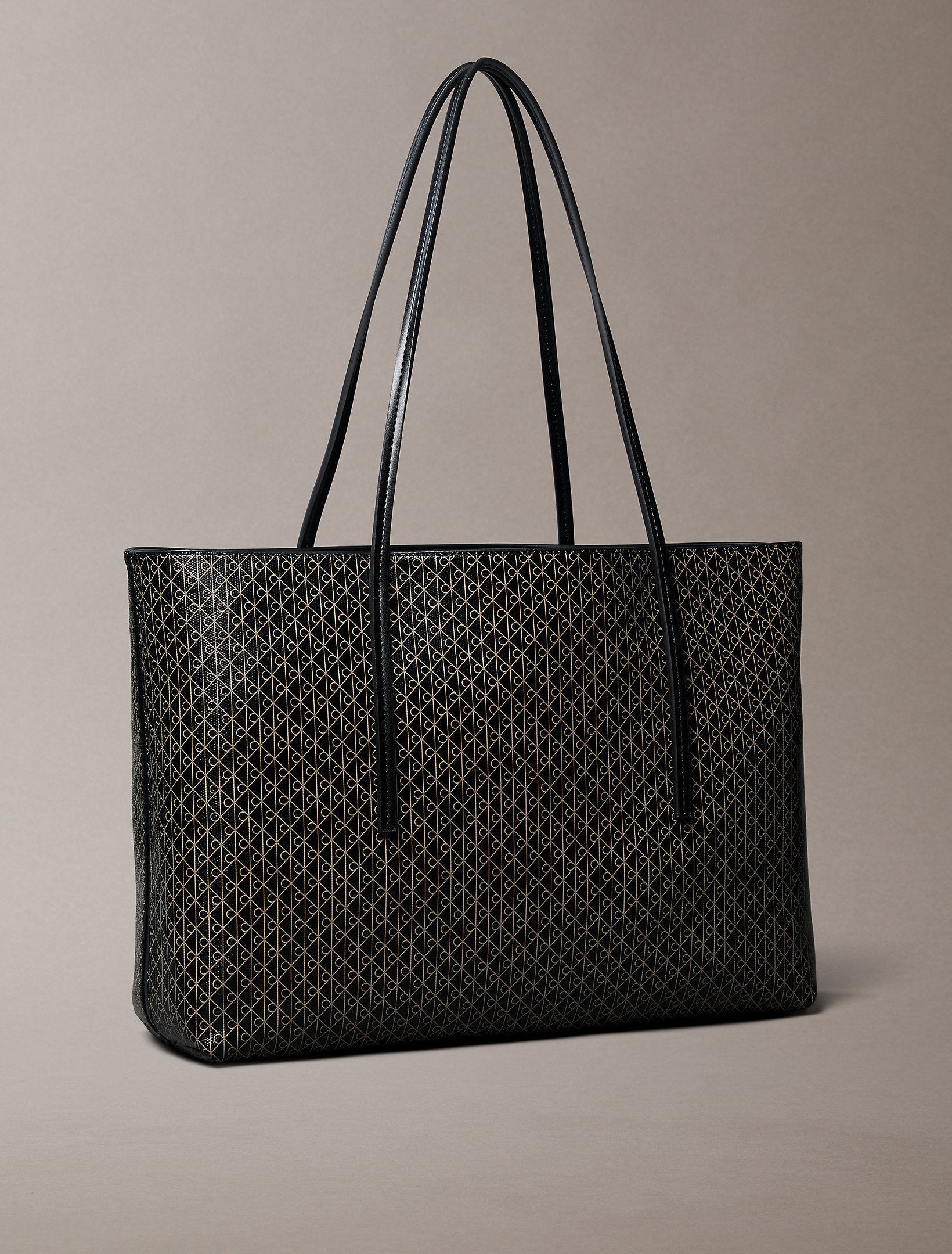Calvin Klein Tote With Pouch On Strap Bag