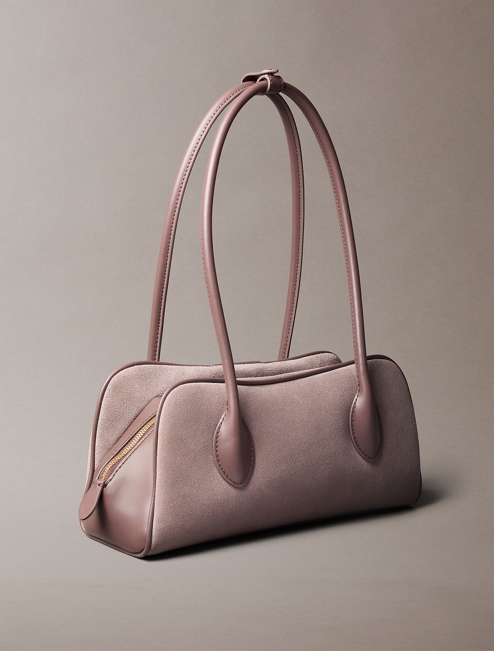 حقيبة كالفين كلاين Emblem Trio Suede Shoulder