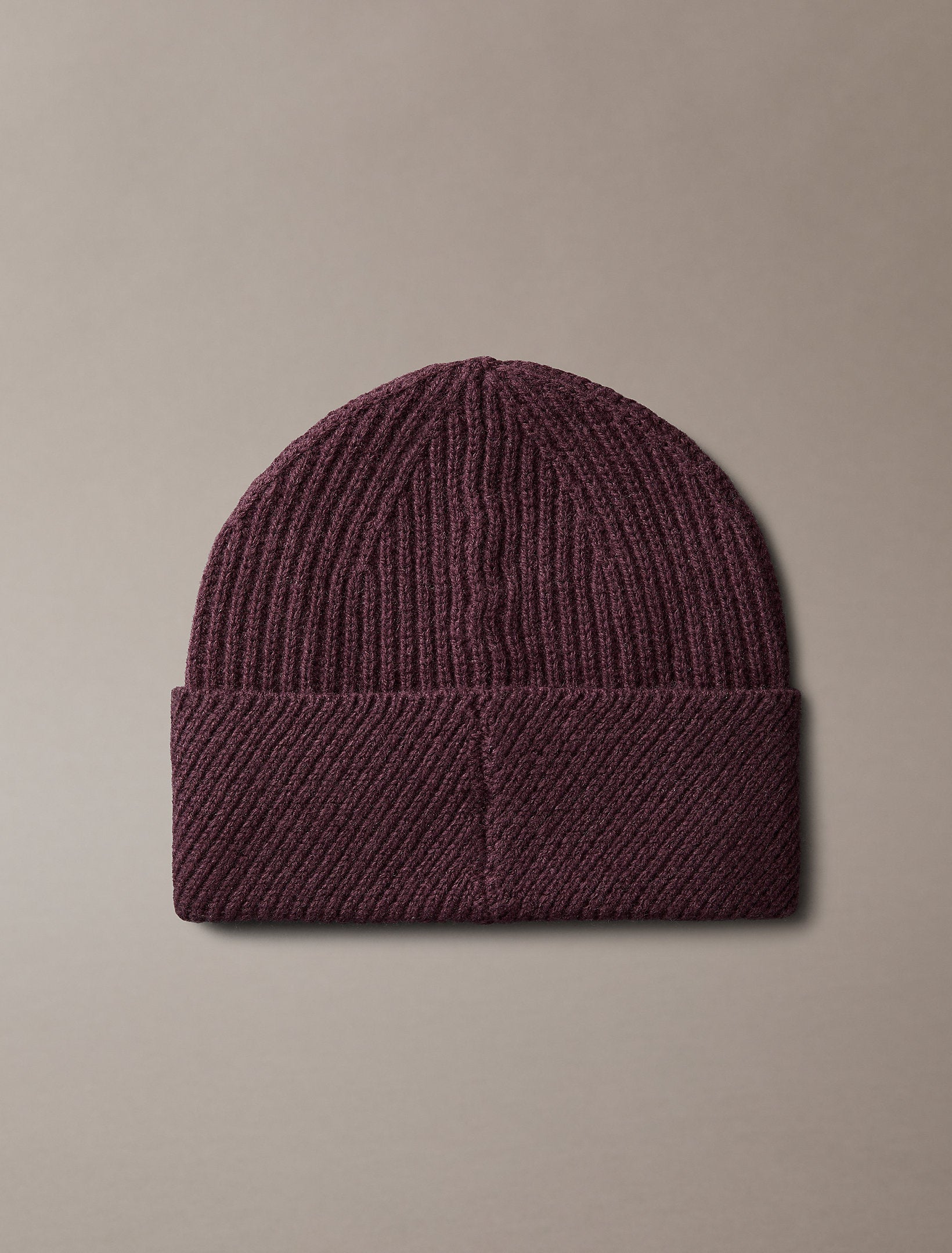قبعة كالفين كلاين Metal Wool Slanted Rib Beanie