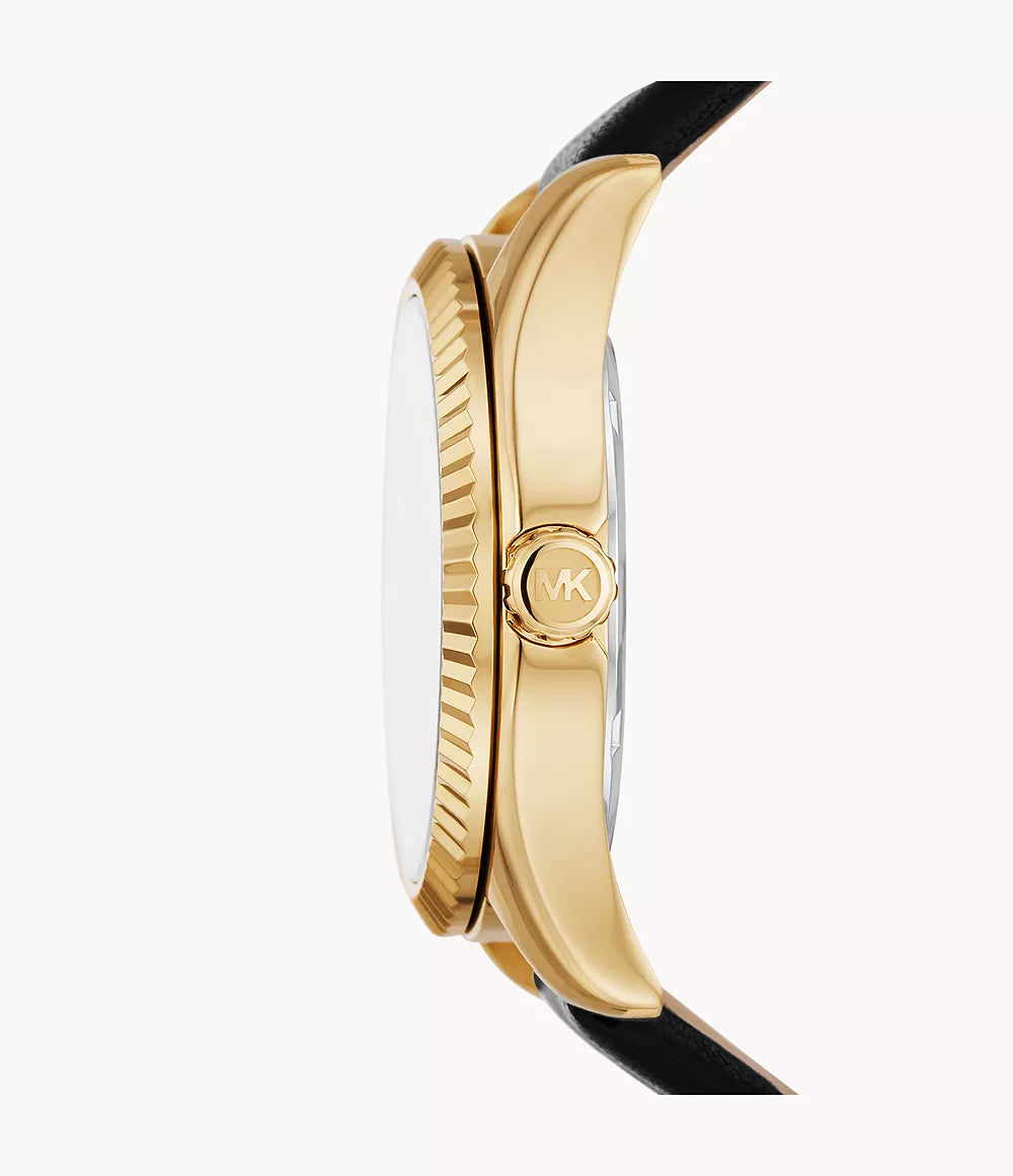 ساعة مايكل كورس