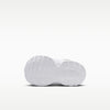 Nike V5 Rnr Sneaker