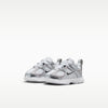 Nike V5 Rnr Sneaker