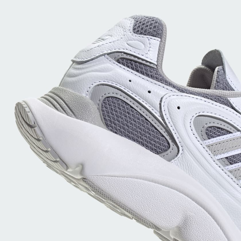 حذاء سنيكر اديداس Ozmillen