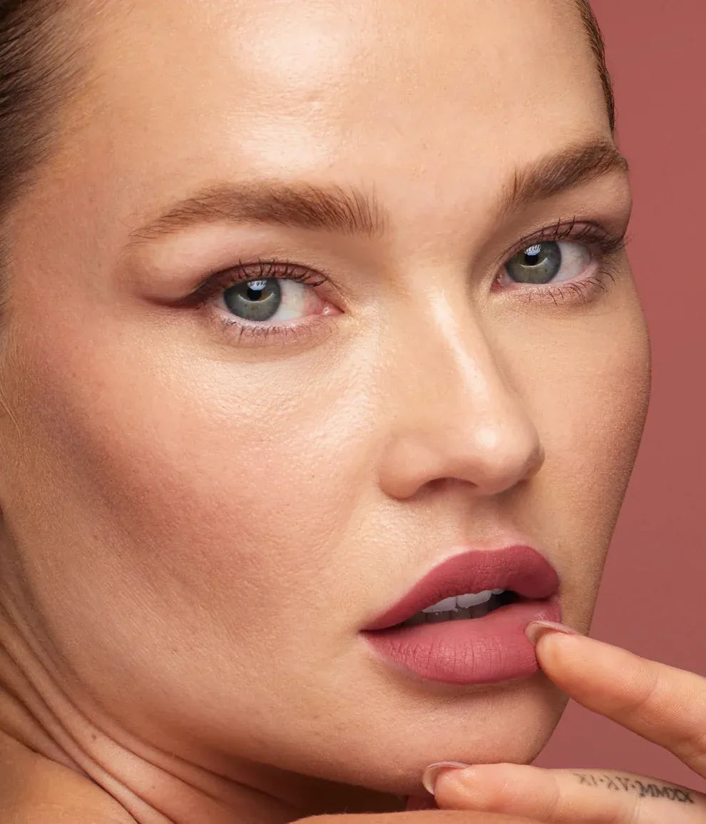 Huda Beauty Liquid Matte Mini Bombshell Liquid Lipstick