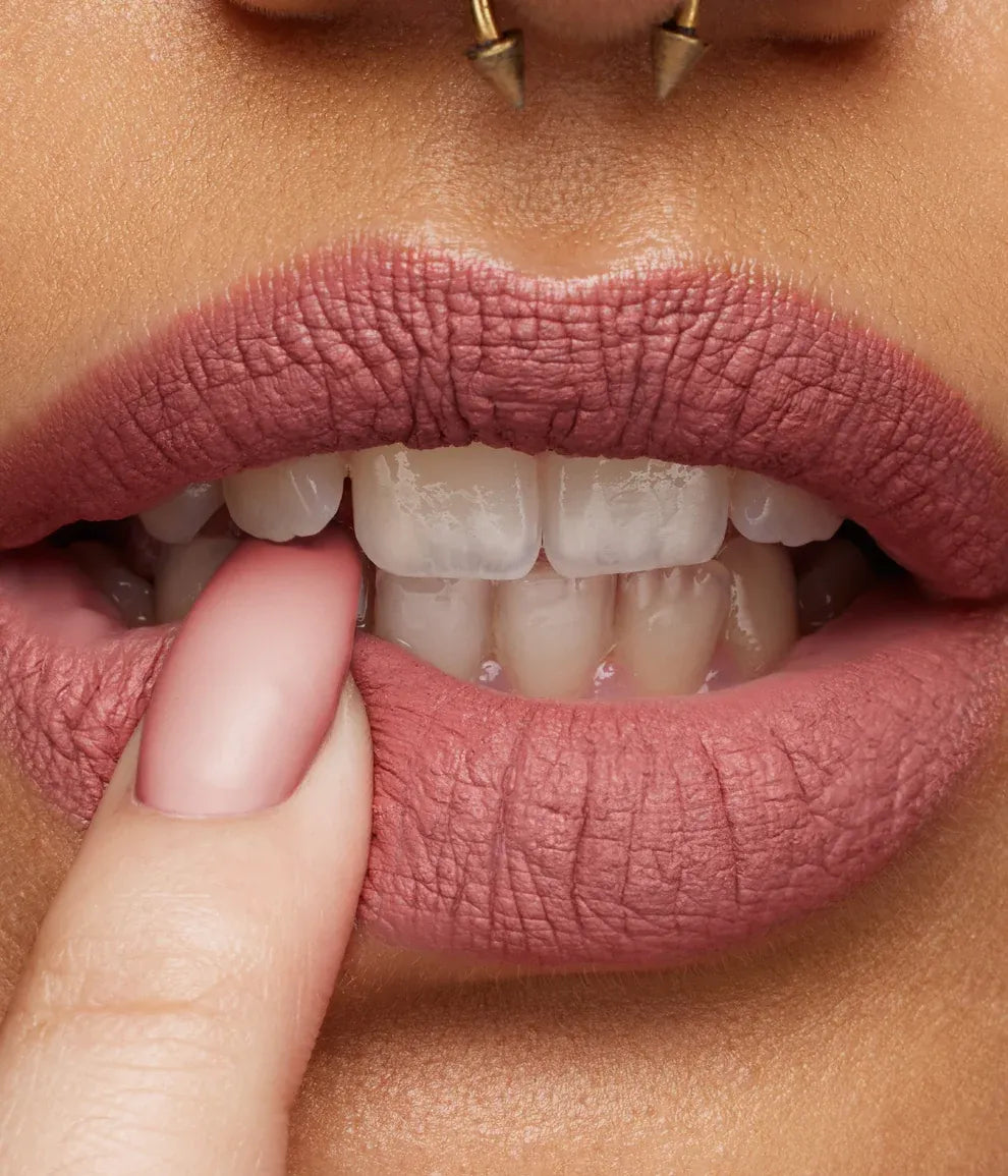 Liquid Matte Ultra-Comfort Transfer-Proof Lipstick