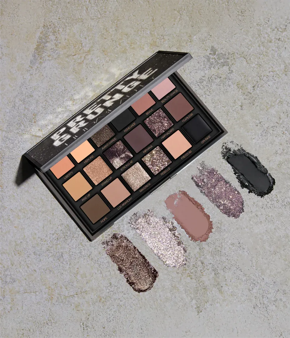 Huda Beauty Pretty Grunge Eyeshadow Palette Eyeshadow Palette