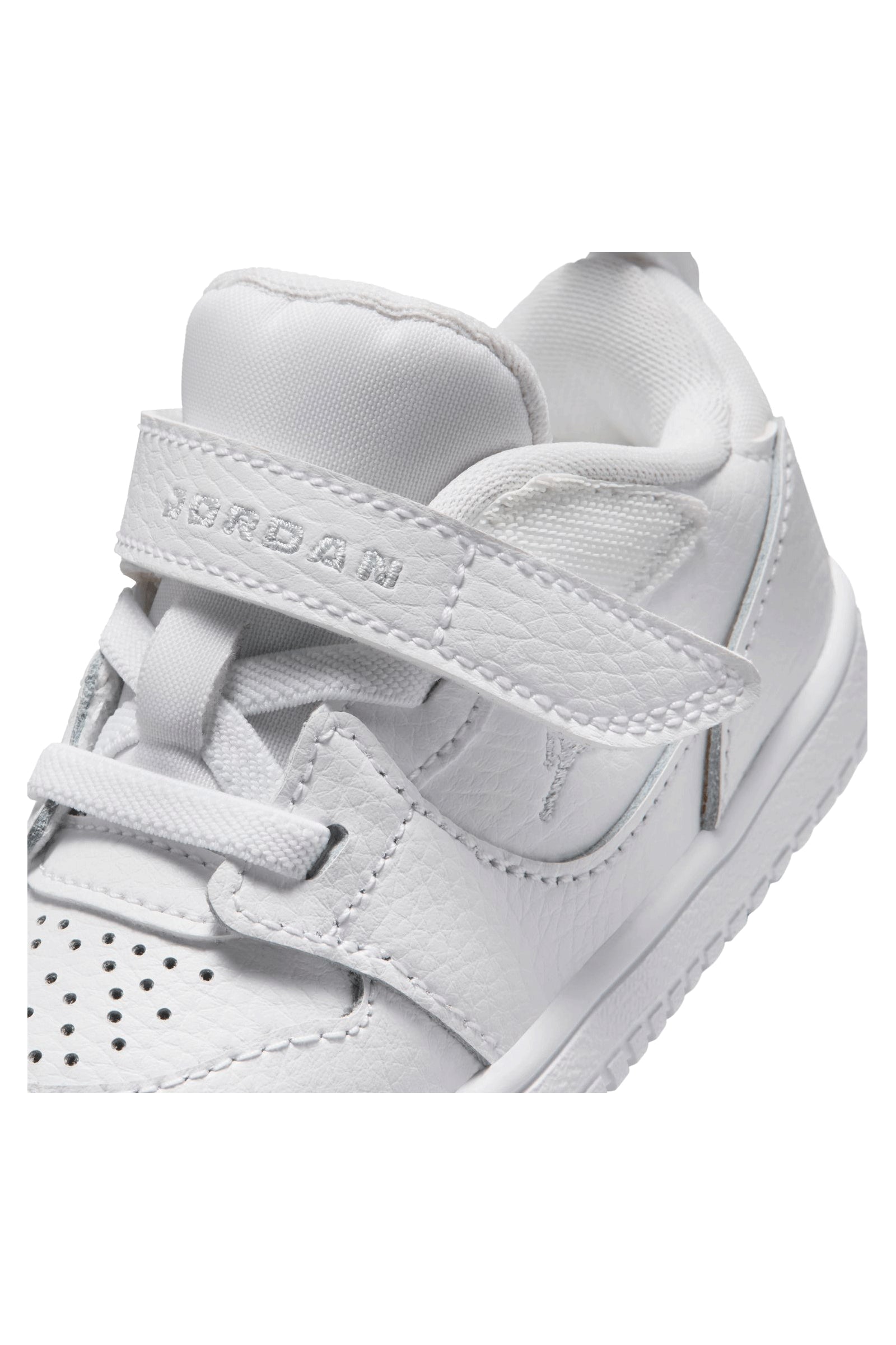 حذاء سنيكر نايك Jordan Court Connect Low