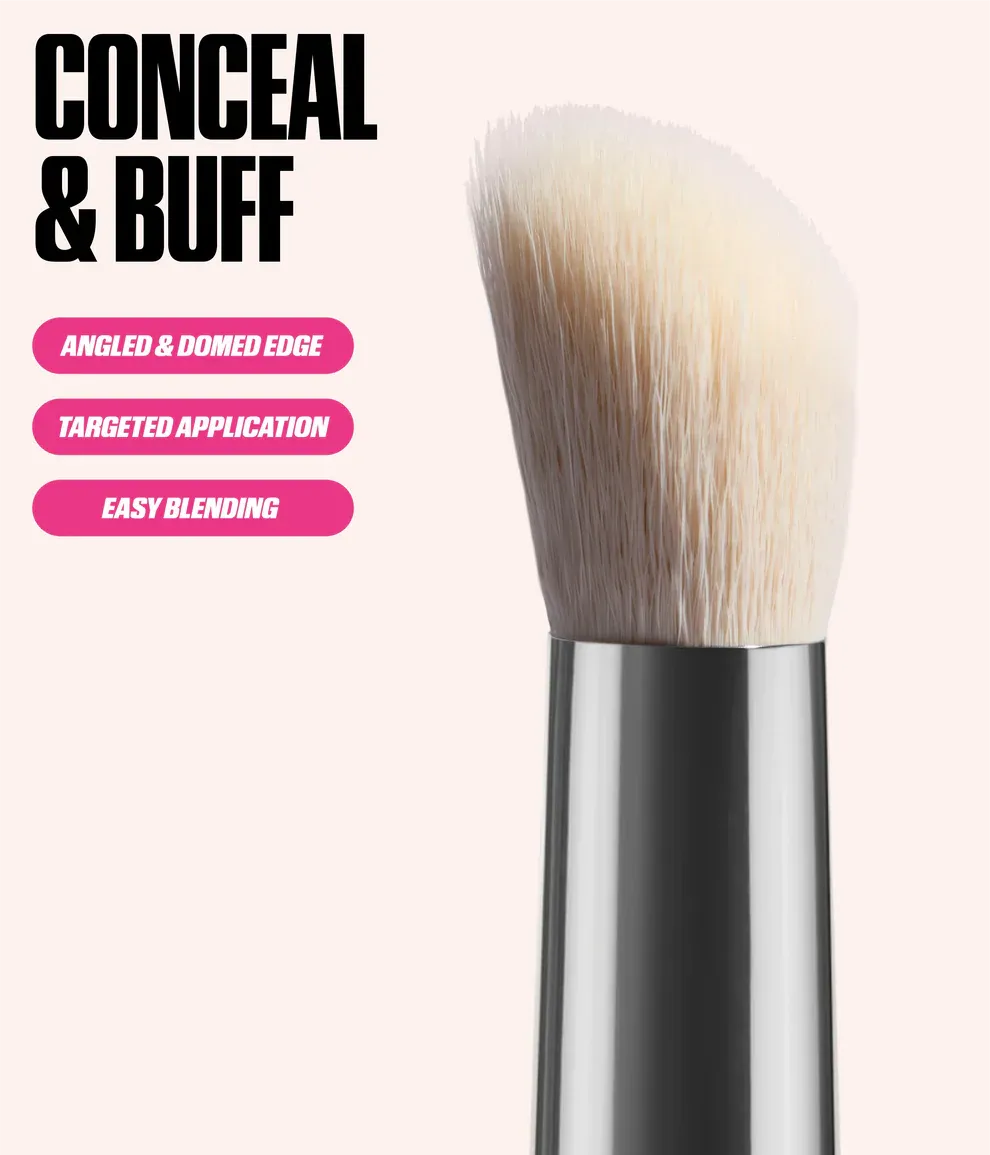 Huda Beauty Undereye Buff Brush Makeup Brush