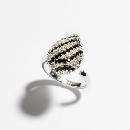 Danon Poise Ring