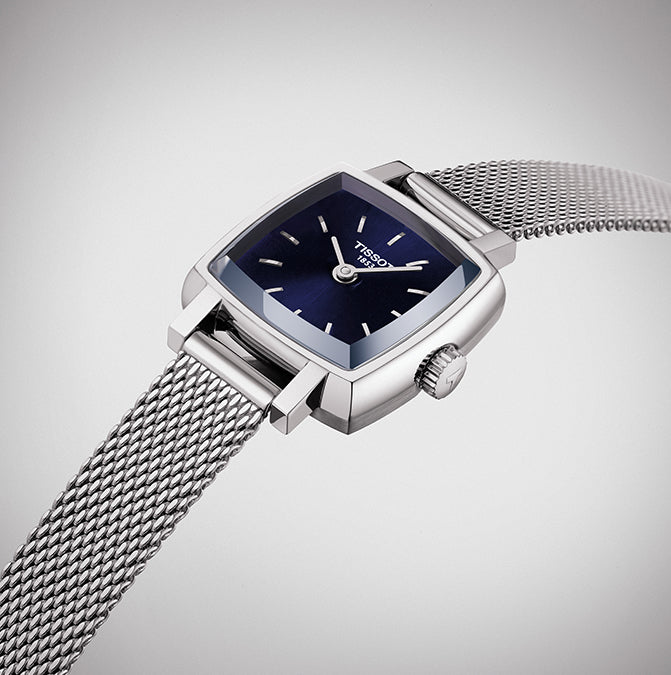 ساعة تيسوت Lovely Square