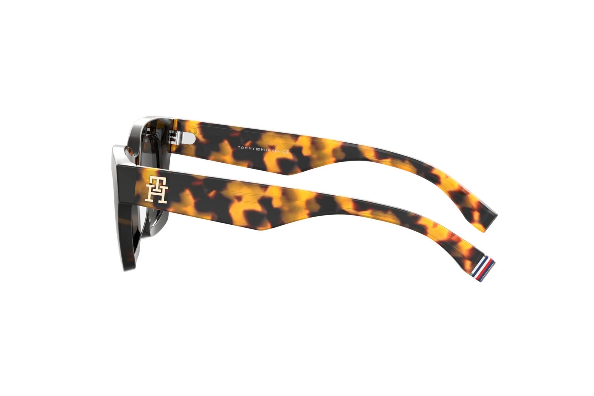 نظارات شمس تومي هيلفيجر