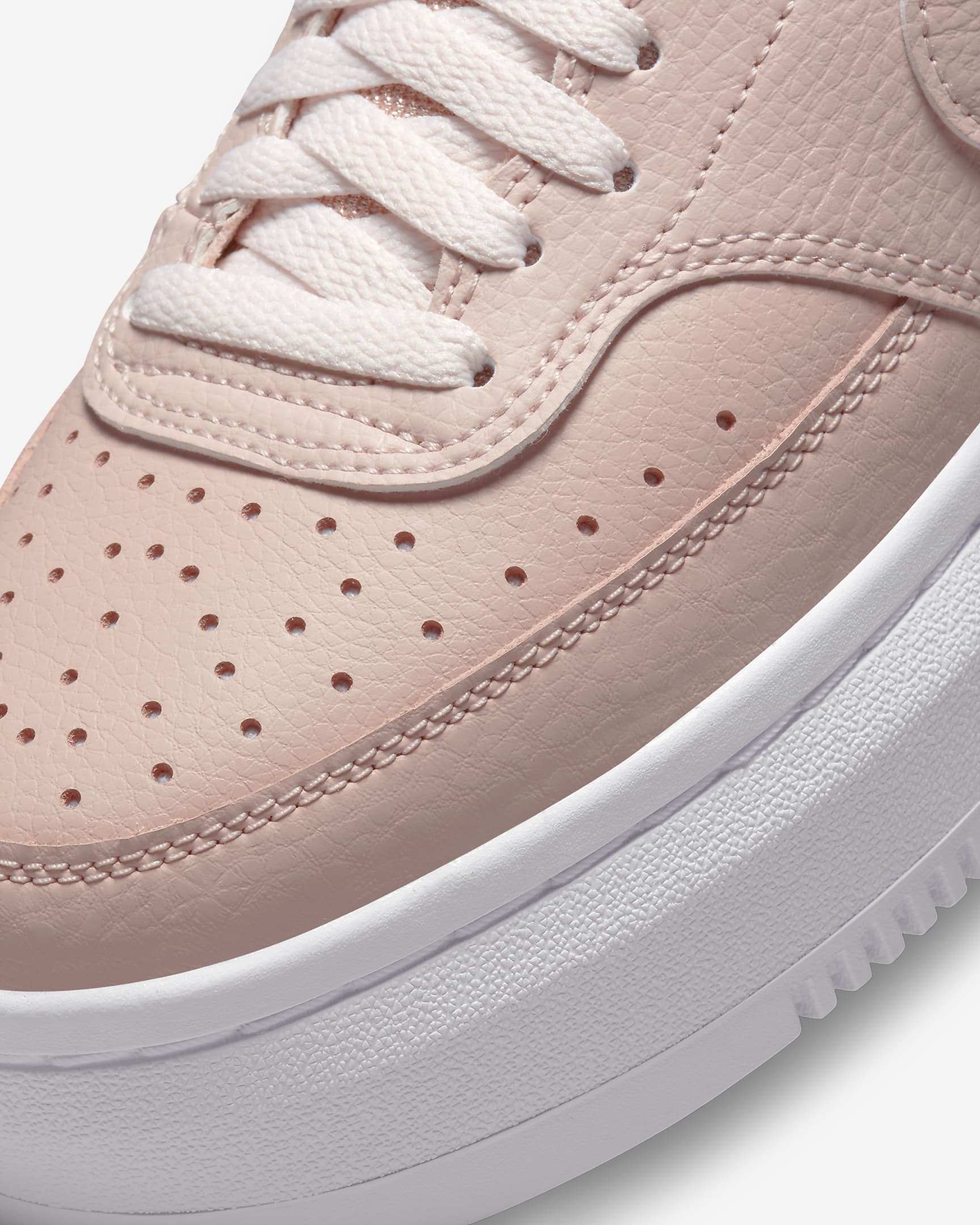 حذاء سنيكر نايك Court Vision Alta