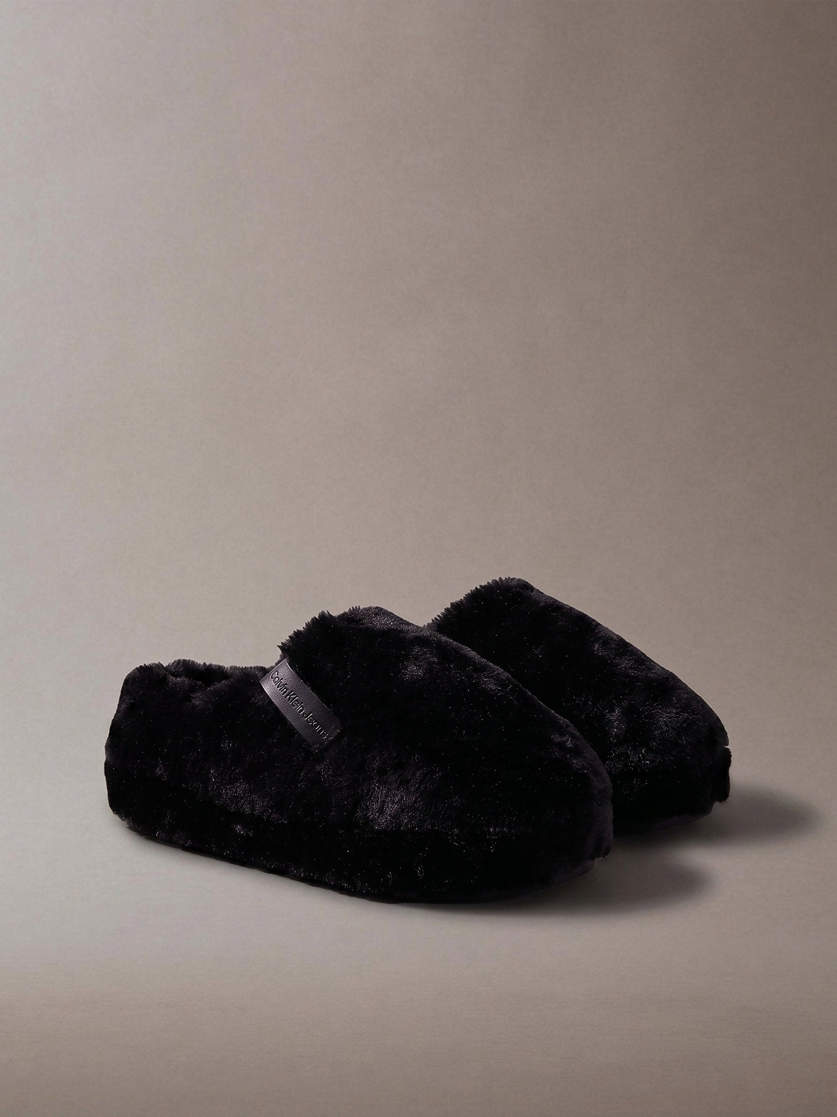 Calvin Klein Home Anke Slipper Wn Fur Shoe