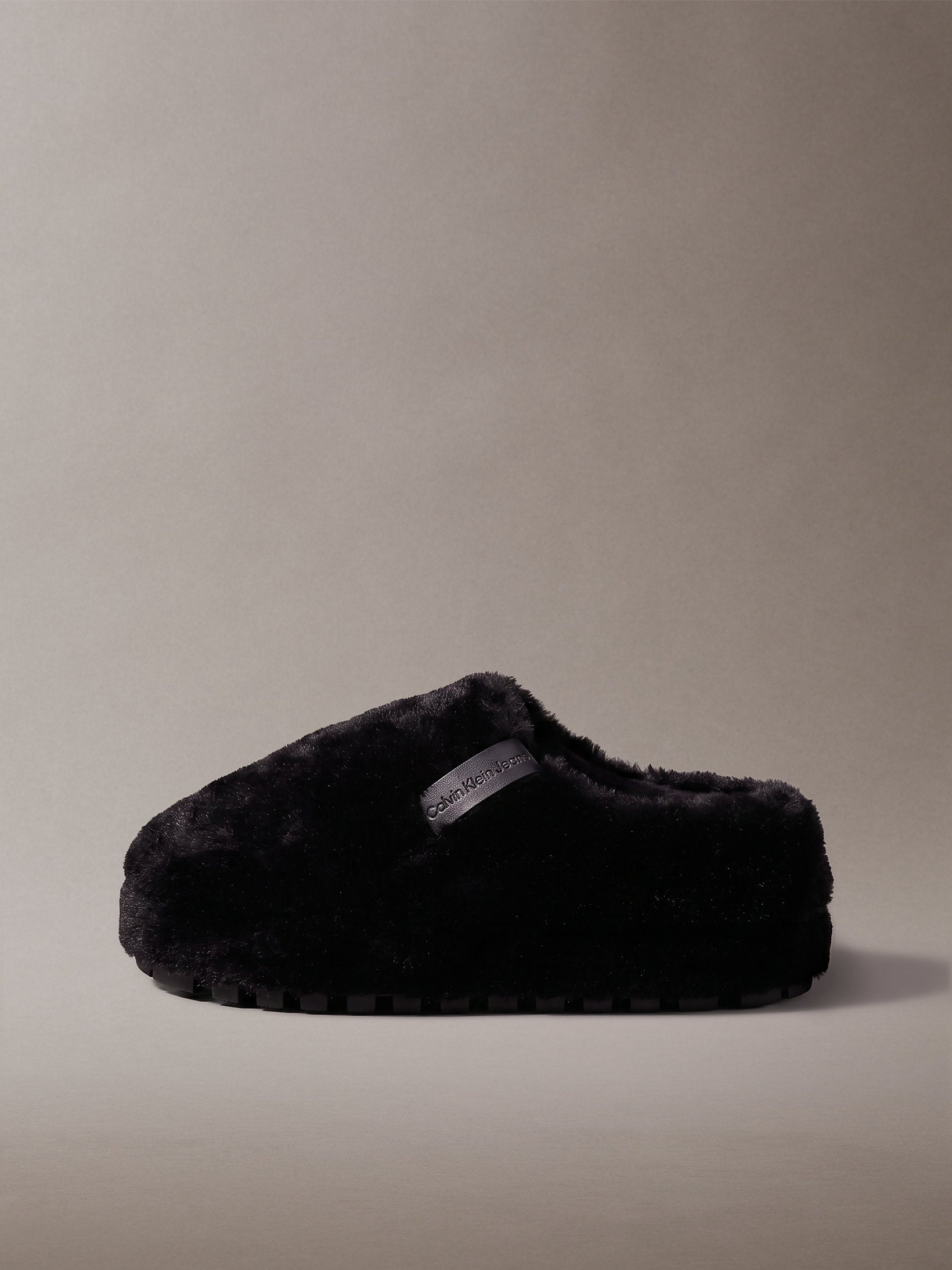 Calvin Klein Home Anke Slipper Wn Fur Shoe