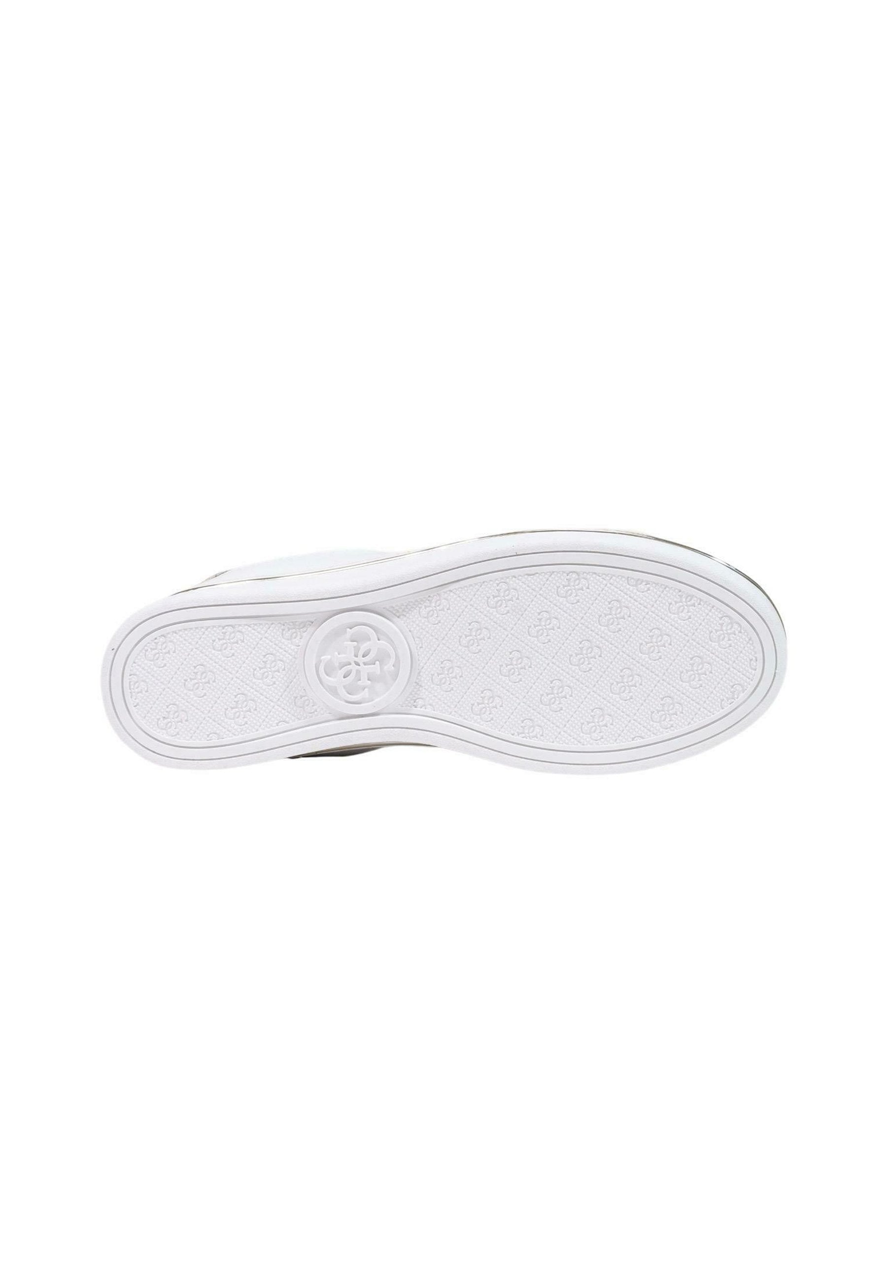 حذاء سنيكر جيس Low Top Trainers