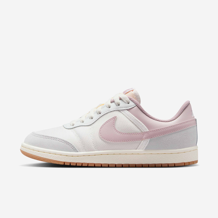 حذاء سنيكر نايك Air Jordan Skyline Low