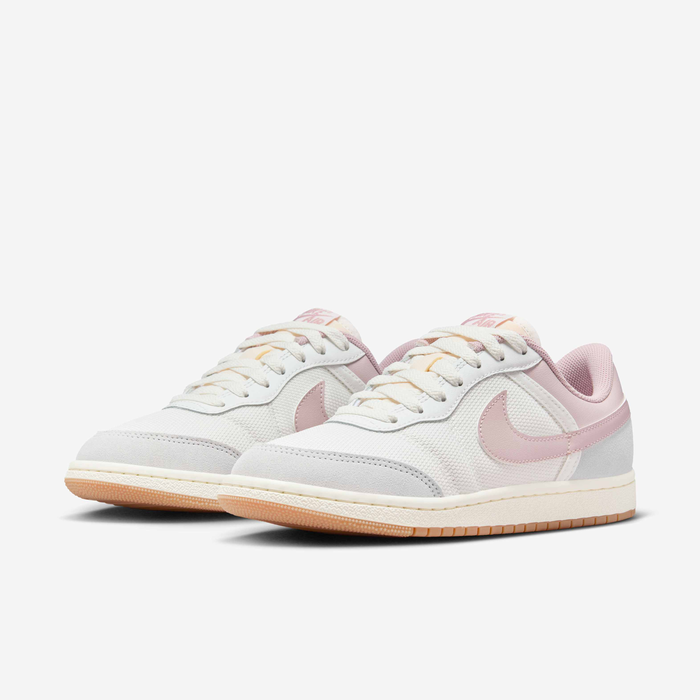 حذاء سنيكر نايك Air Jordan Skyline Low