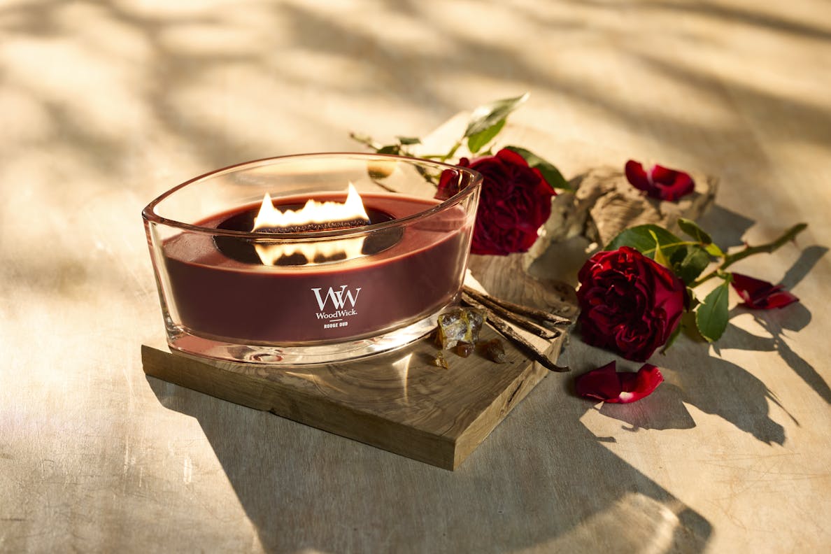 شمعة معطرة وودويك Rouge Oud Ellipse Jar