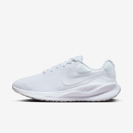 Nike Revolution 7 Sneaker