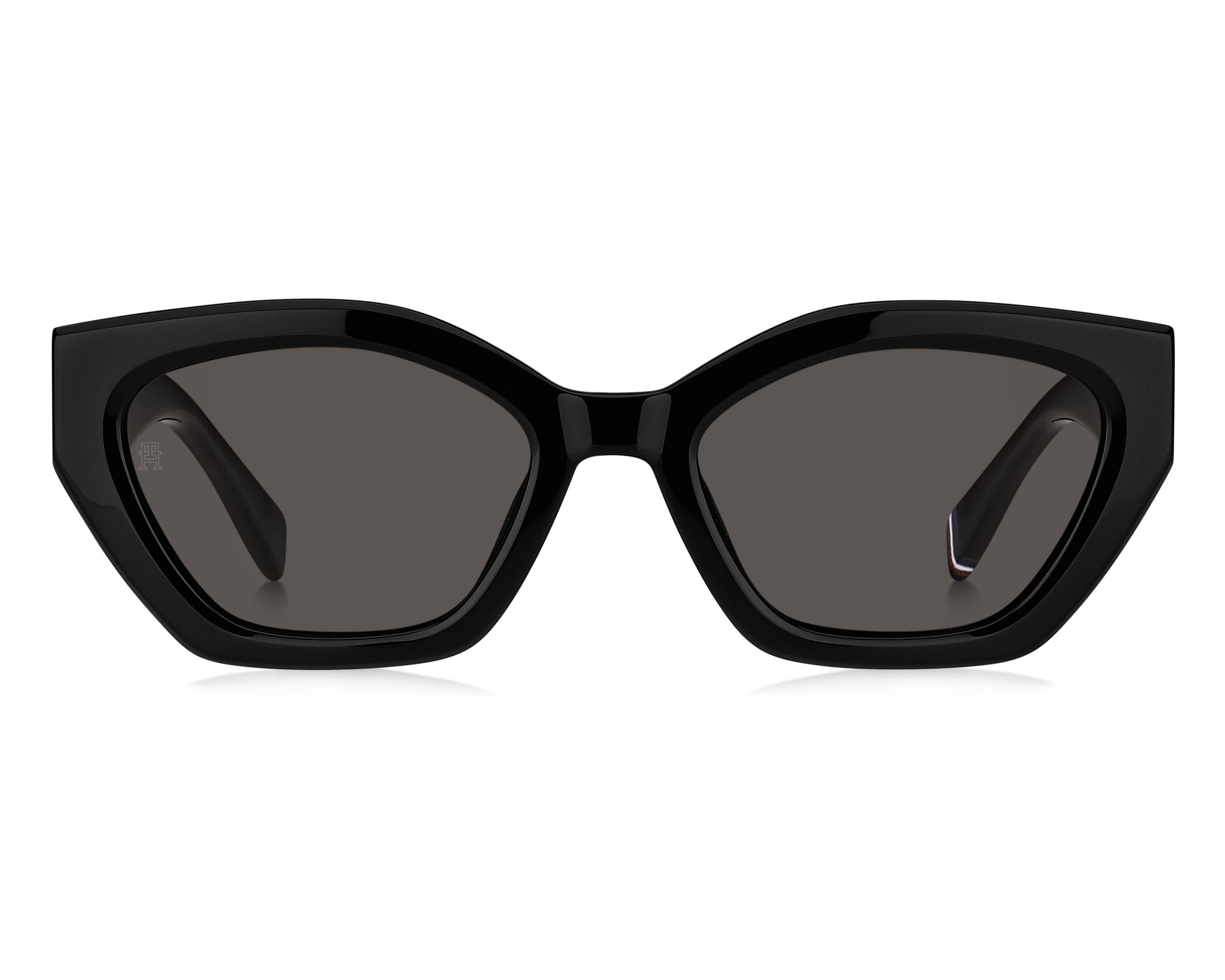 نظارات شمس تومي هيلفيجر