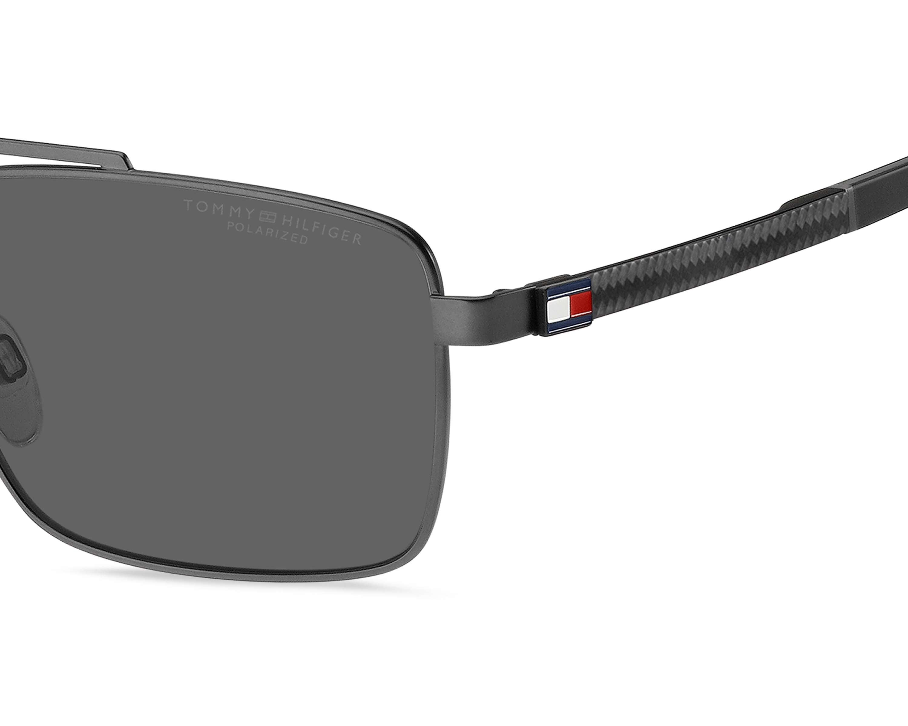 نظارات شمس تومي هيلفيجر Carbon Polarized