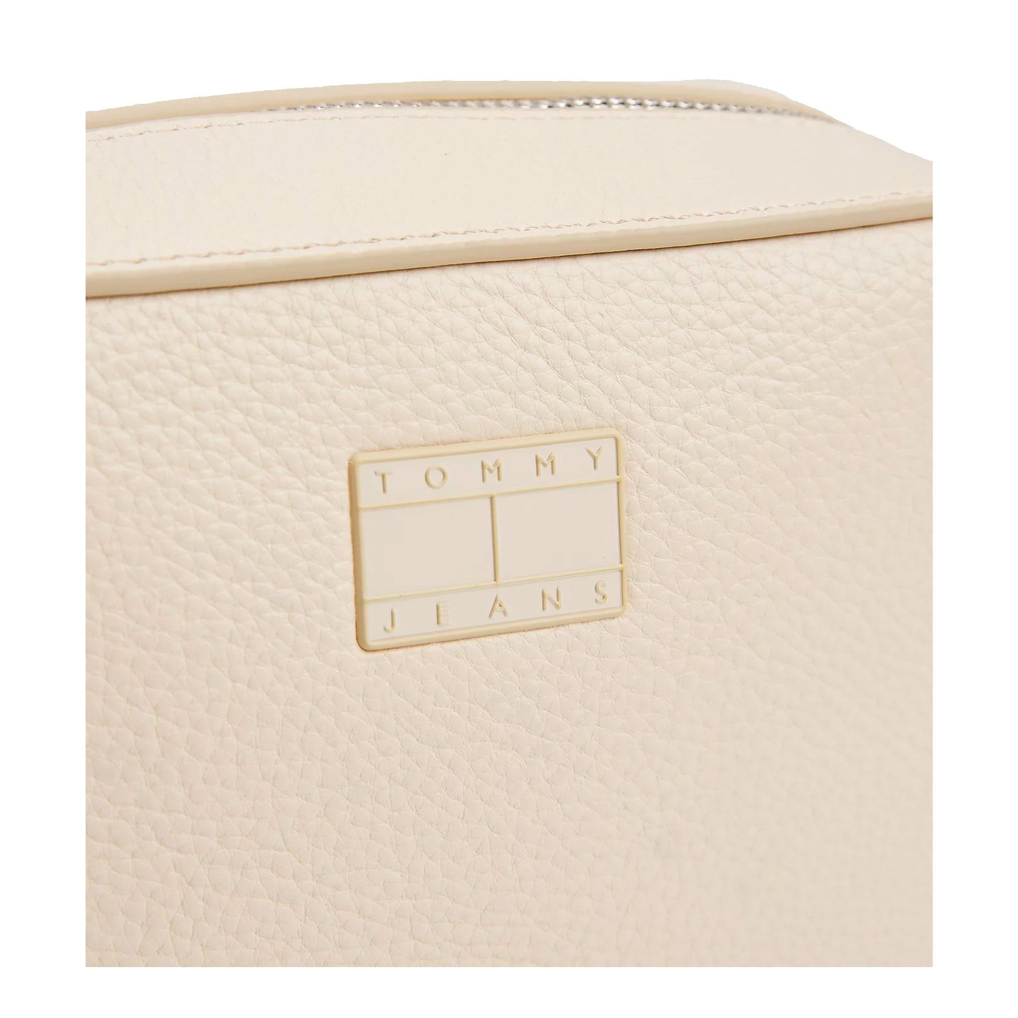 حقيبة تومي هيلفيجر Must Camera