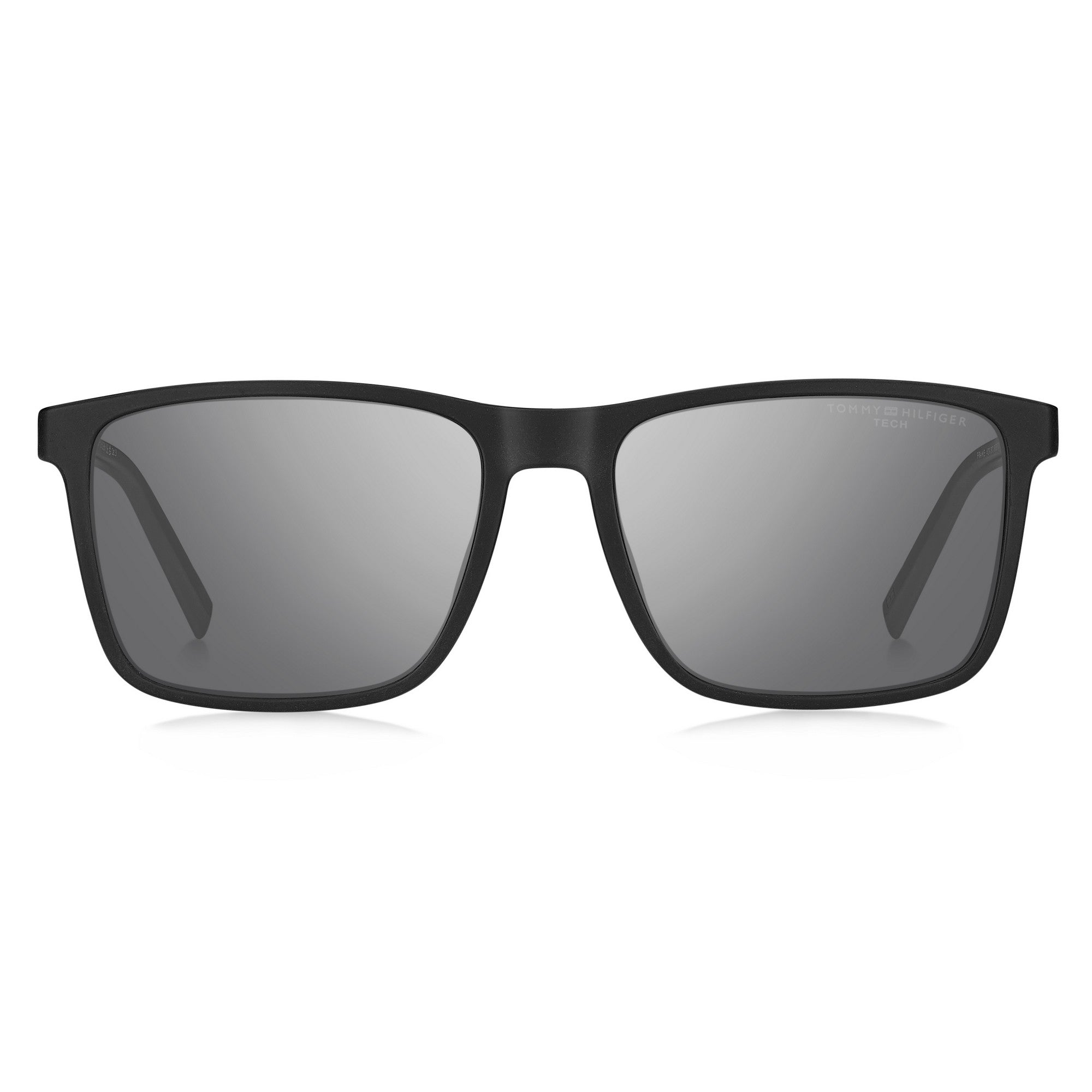 نظارات شمس تومي هيلفيجر