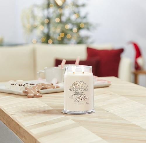 Yankee Candle Warm Cashmere Signature Scented Candle